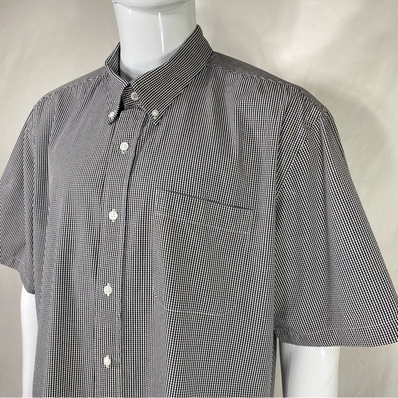 Cutter & Buck Men’s Black & White Gingham Pocket Short Sleeve Shirt - Picture 2 of 7